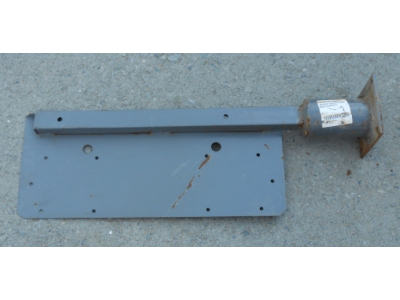 Кронштейн заднего фонаря левый H HOWO (ХОВО) AZ9716940001 фото 1 Пермь