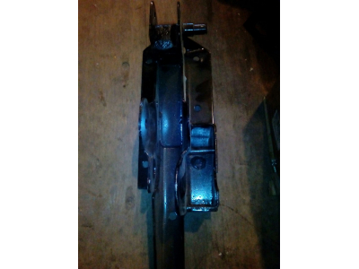 Кронштейн торсиона к кабине (правый) SH F3000 SHAANXI / Shacman (ШАНКСИ / Шакман) 81.41720.5340 фото 1 Пермь