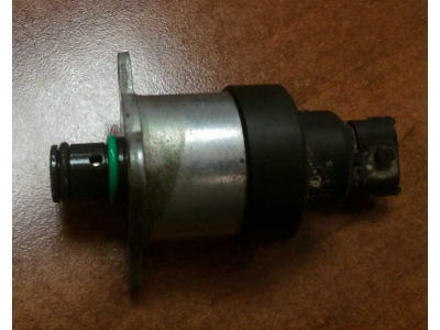 Клапан электромагнитный топливного насоса Bosch Common Rail (Euro3) SHAANXI / Shacman (ШАНКСИ / Шакман) 612600081583 (0928400617) фото 1 Пермь